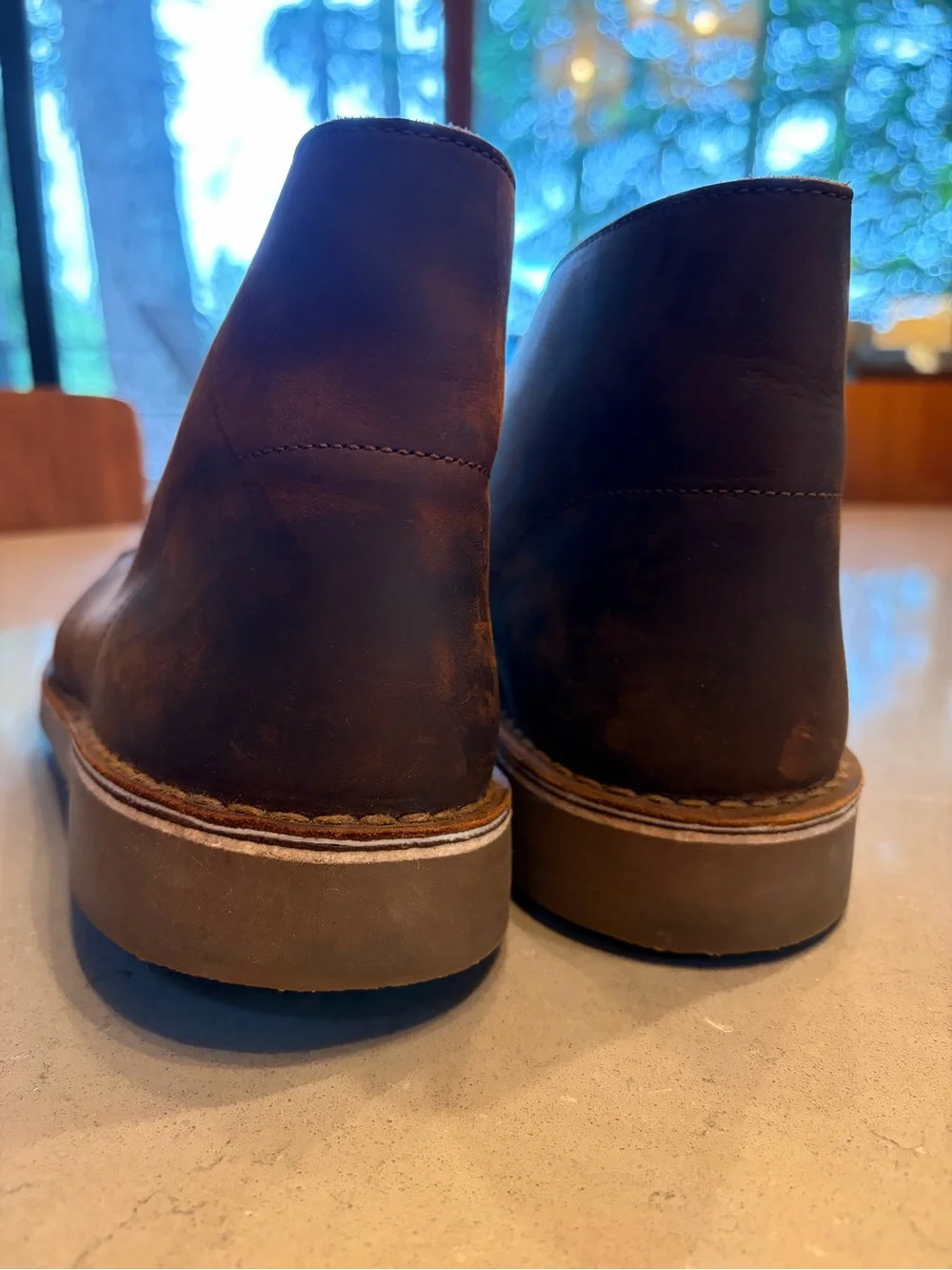 Clarks Men's Brown Leather Chukka Boots - Classic Lace-Up Style